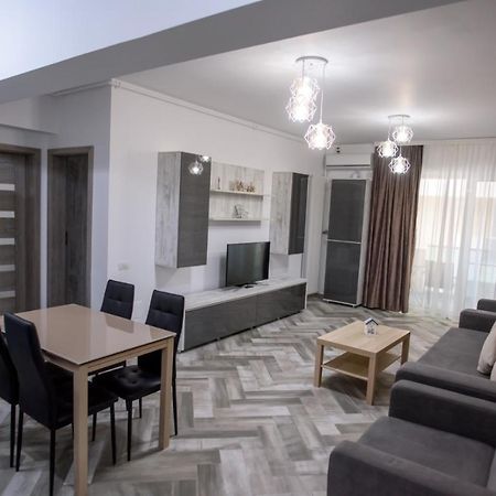 C&Y Zev Apartments Mamaia Ngoại thất bức ảnh