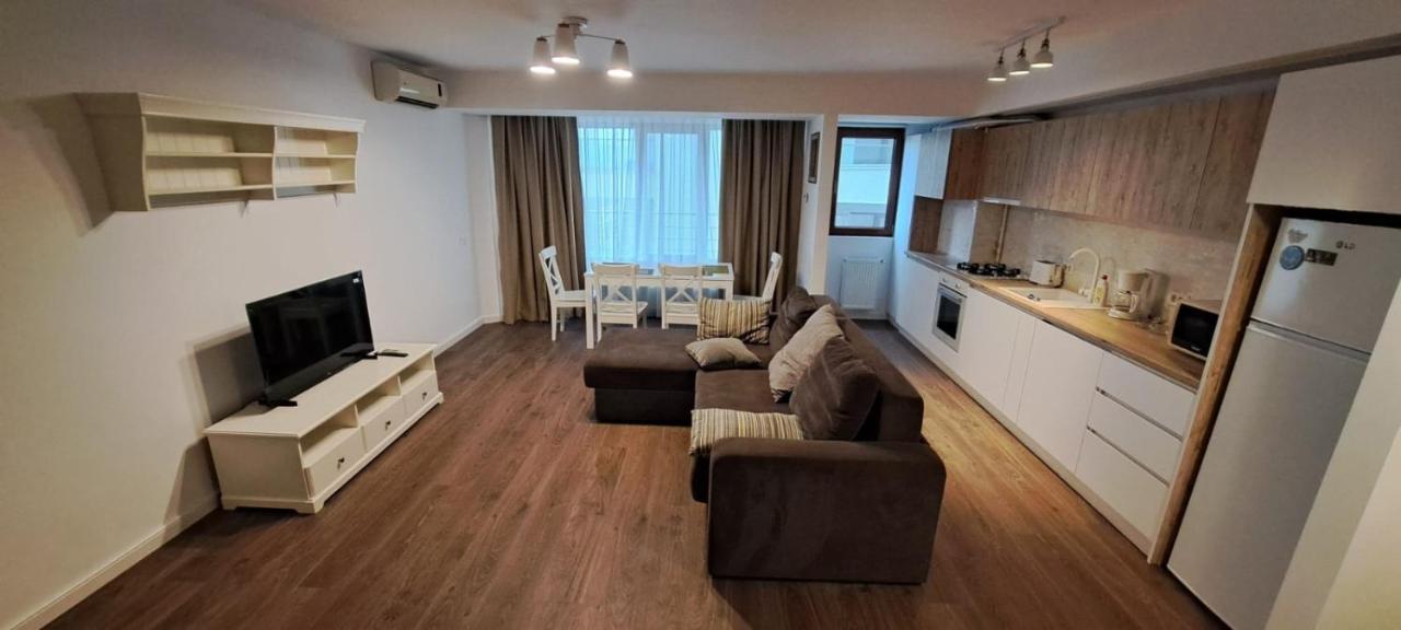 C&Y Zev Apartments Mamaia Ngoại thất bức ảnh