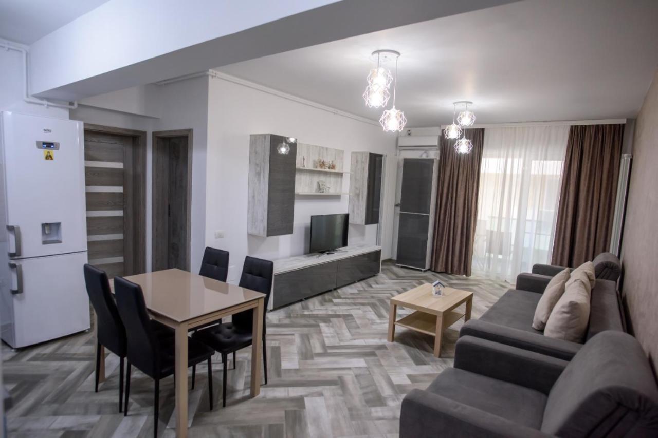 C&Y Zev Apartments Mamaia Ngoại thất bức ảnh