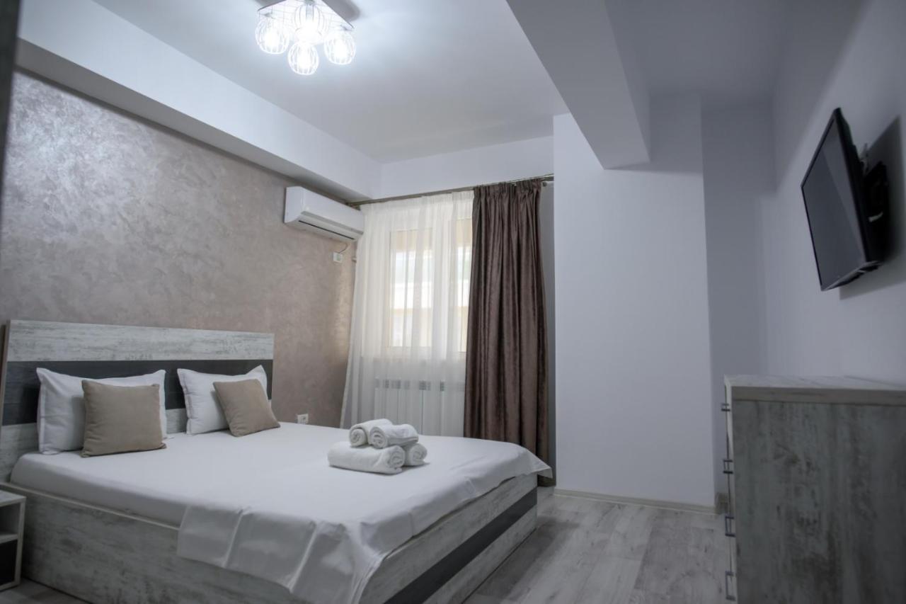 C&Y Zev Apartments Mamaia Ngoại thất bức ảnh