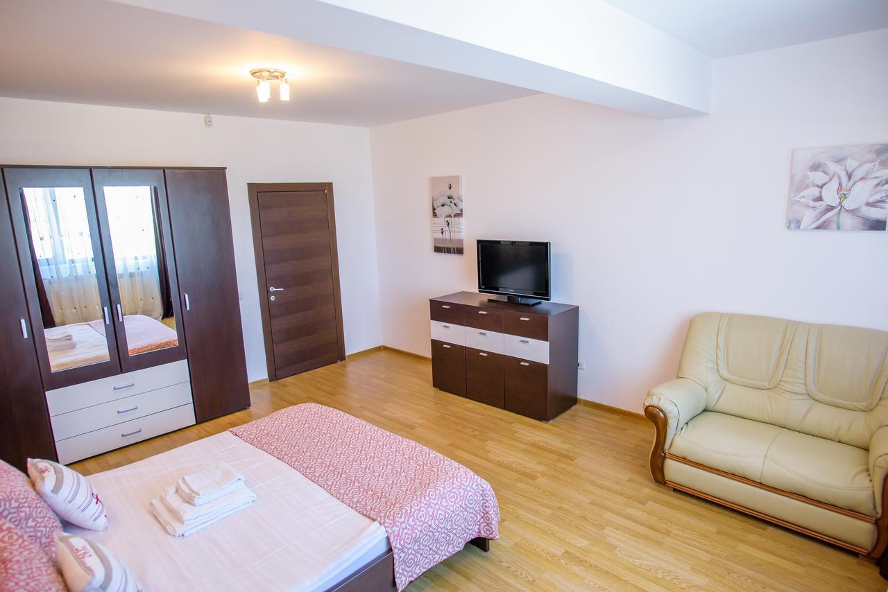 C&Y Zev Apartments Mamaia Ngoại thất bức ảnh