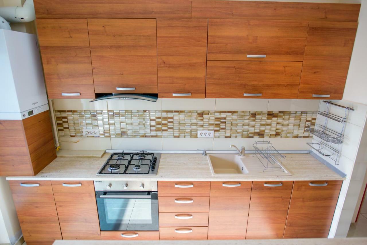 C&Y Zev Apartments Mamaia Ngoại thất bức ảnh
